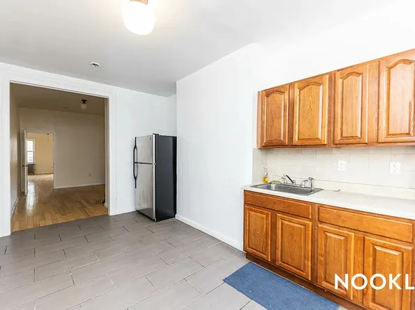 181 Maujer Street image 6 of 15