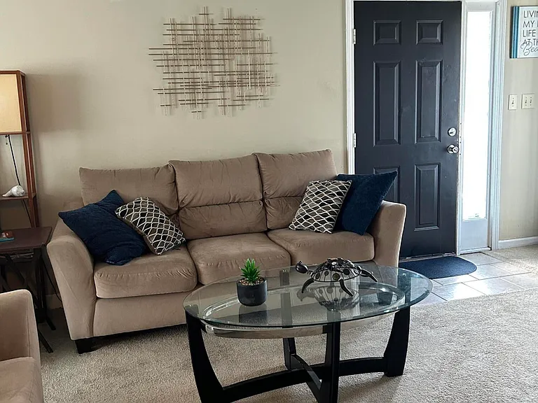 35 Foxcroft Ln — Photo 3