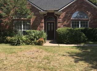 6809 Hyacinth Ln, Dallas, TX 75252