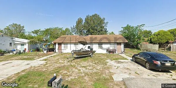2 bed, 900 sqft, $1,800 — Photo 1