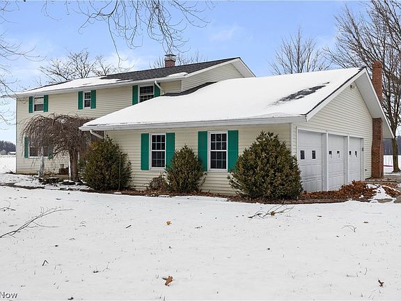 2nd image of 39738 Banks Rd