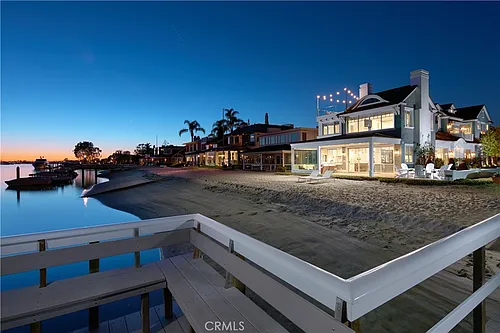 14 Beacon Bay Photo 1