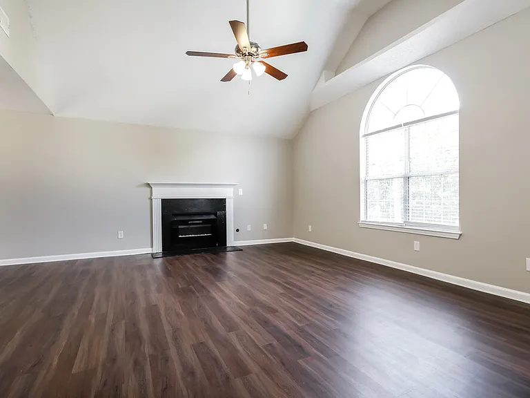 3827 Waldrop Hills Dr — Photo 7
