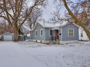 2720 Merle Hay Rd, Des Moines, IA 50310