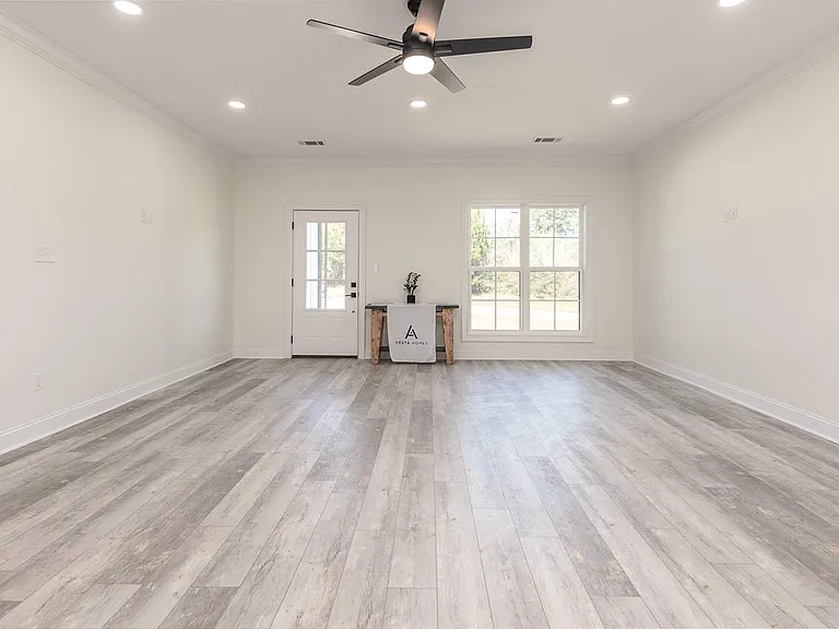 10 Deer Park Dr — Photo 17