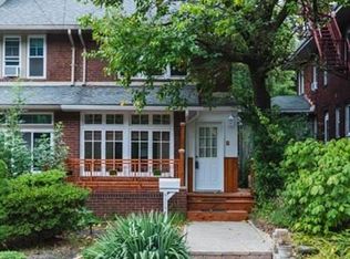 5475 Bartlett St, Pittsburgh, PA 15217