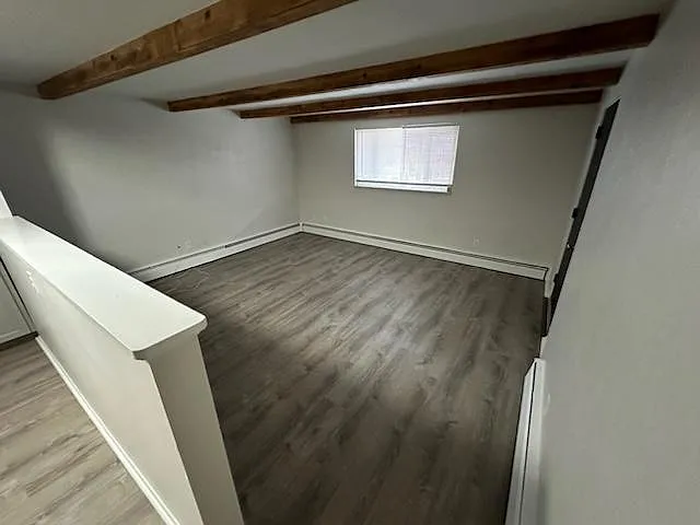 2 bed, 1000 sqft, $1,250 — Photo 4
