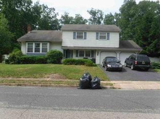 7 Sugarbush Rd, Howell, NJ 07731