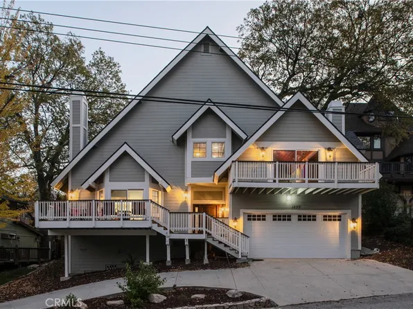 1037 Beaver Ln, Lake Arrowhead, CA 92352