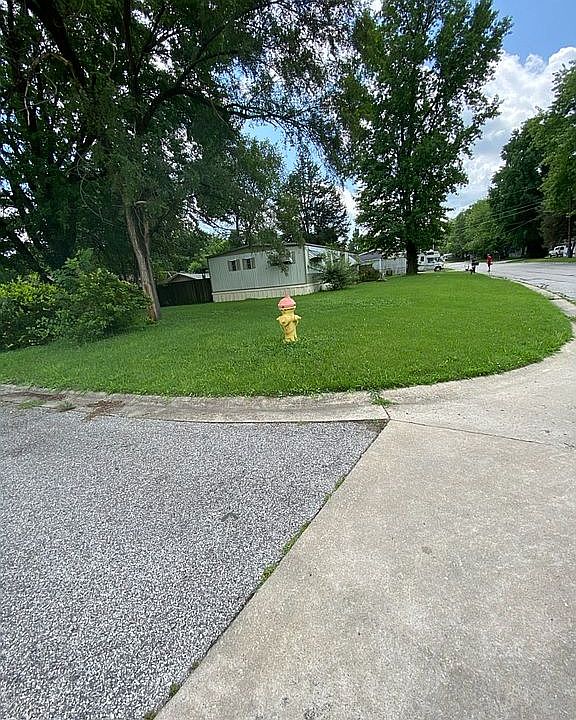 2nd image of 200 Orlando Ct