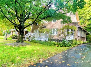 91 N Portage Path, Akron, OH 44303