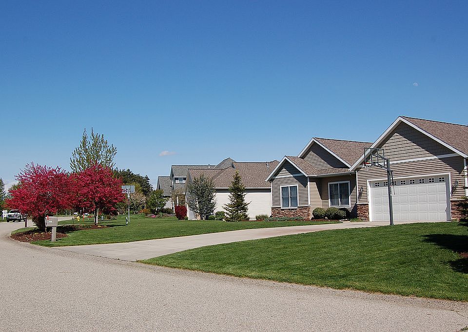 1st image of 9120 Stillwater Dr