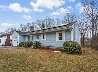 40 Linwood St, Andover, MA 01810