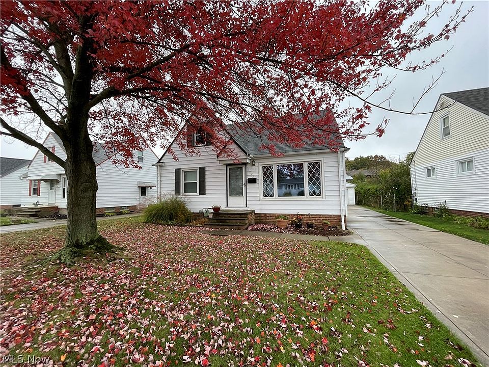 1722 Ridgeview Dr, Wickliffe, OH 44092 Zillow