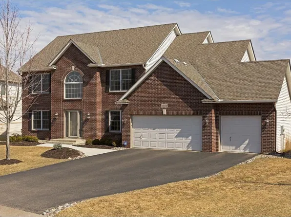 10150 Florida Cir N, Brooklyn Park, MN 55445