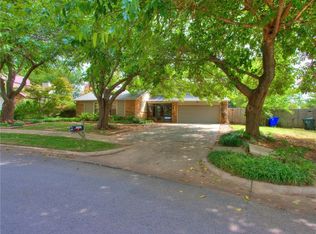 2106 Twisted Oak Dr, Norman, OK 73071