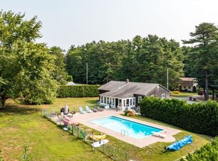 649 Middle Rd, Acushnet, MA 02743
