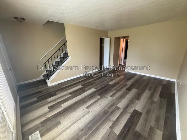 967 Taylorsview Dr, Vandalia, OH 45377