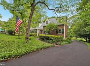 240 Rices Mill Rd, Wyncote, PA 19095