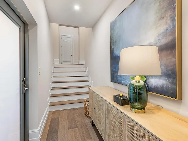 3741 Eagle Ave — Photo 16