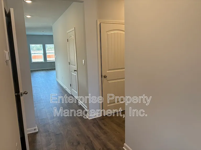 85 Burr Oak Cv — Photo 11