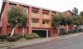 1st image of 1002 30th St APT 209