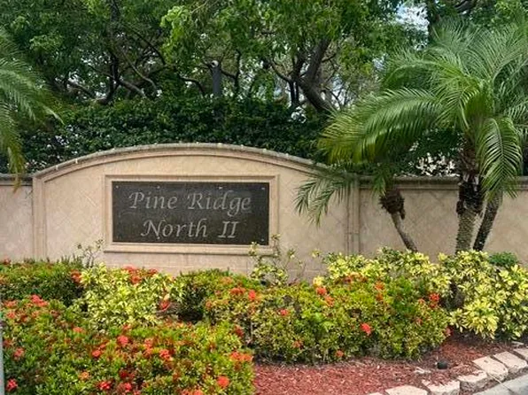 628 Sea Pine Way #H1, Greenacres, FL 33415
