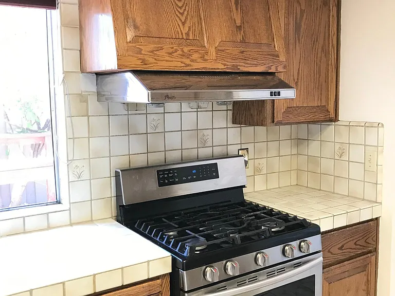 8148 Park Villa Cir — Photo 11