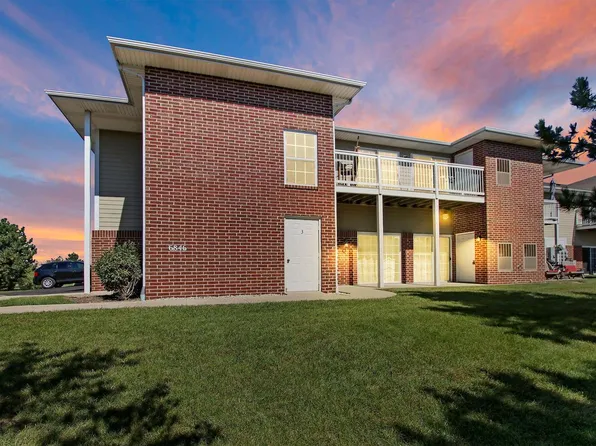 6846 102nd STREET #AA, Kenosha, WI 53158