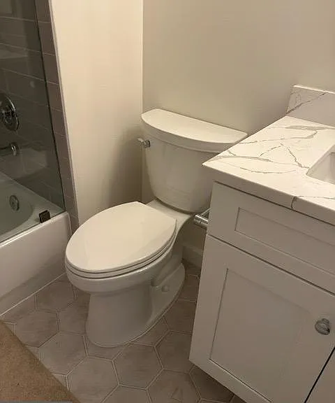 1811 Fallbrook Ln — Photo 15