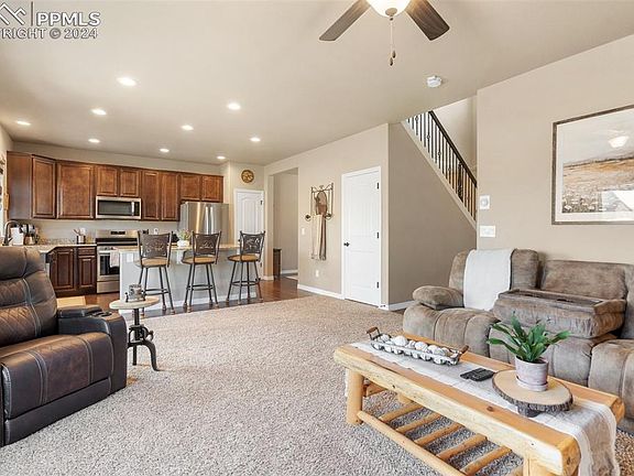 5th image of 9751 Arbor Walk Ln