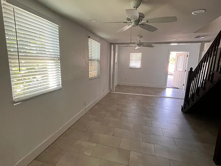 216 S Edison Ave — Photo 10