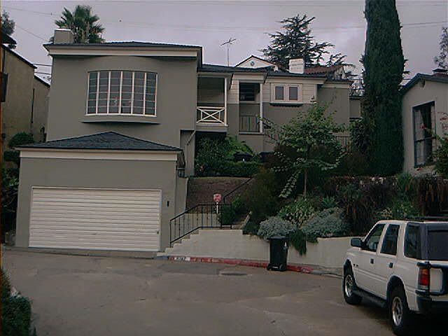 3327 Wood Terrace, LA