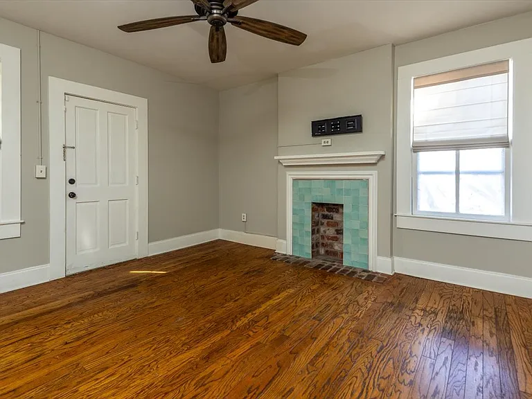 384 Mulberry St #203 — Photo 8