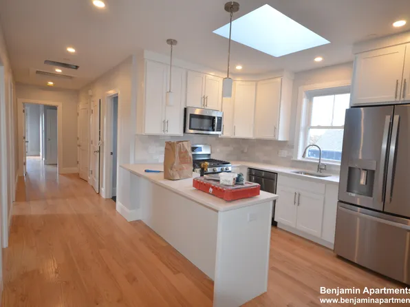 21 Shepard St, Brighton, MA