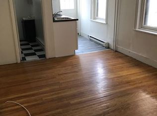 2331 Brown St #2R, Philadelphia, PA 19130