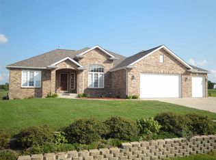 13134 Foxglove Ln, Winnebago, IL 61088