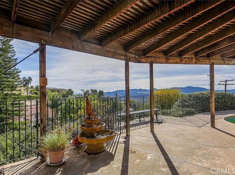 1300 Paseo Redondo — Photo 15