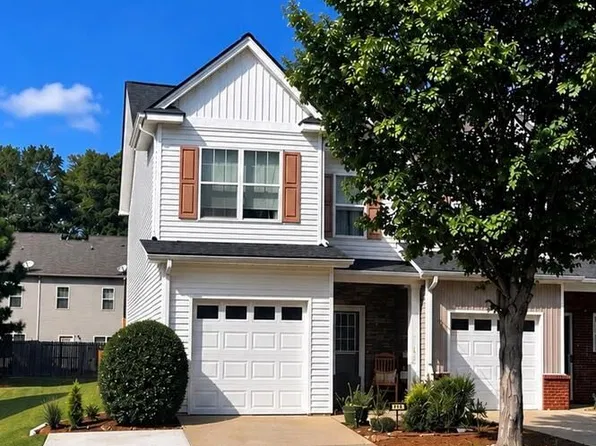 515 Oakside Pl, Acworth, GA 30102
