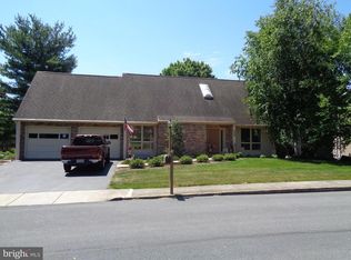 908 Armstrong Rd, Carlisle, PA 17013