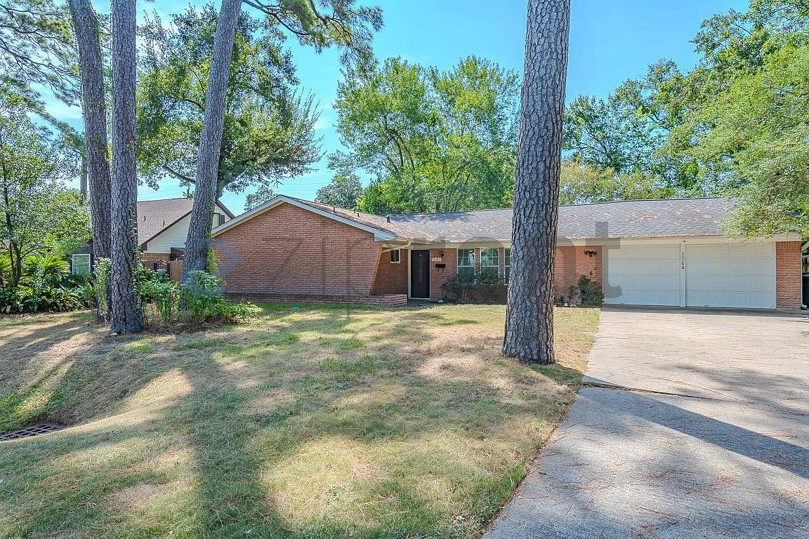 3 bed, 1800 sqft, $3,300 — Photo 3