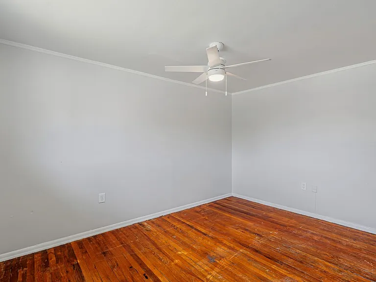 2114 Washington Ave #8 — Photo 6