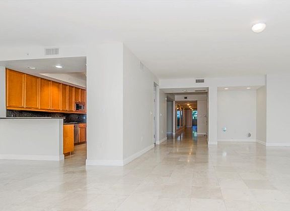 Additional Living Room