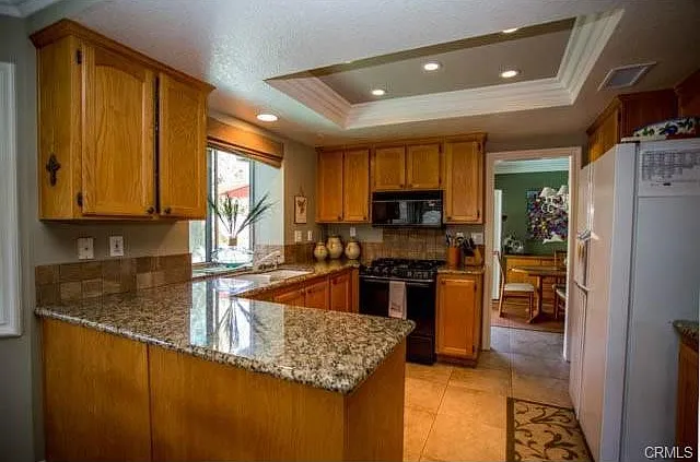 26441 Mikanos Dr — Photo 5