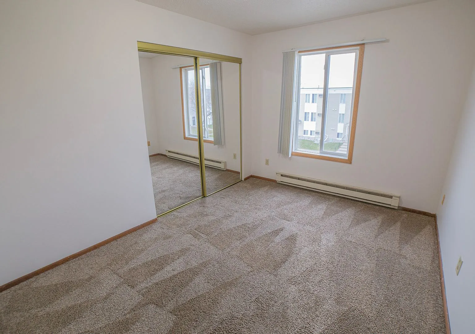 Cedars West Apartments — Photo 4