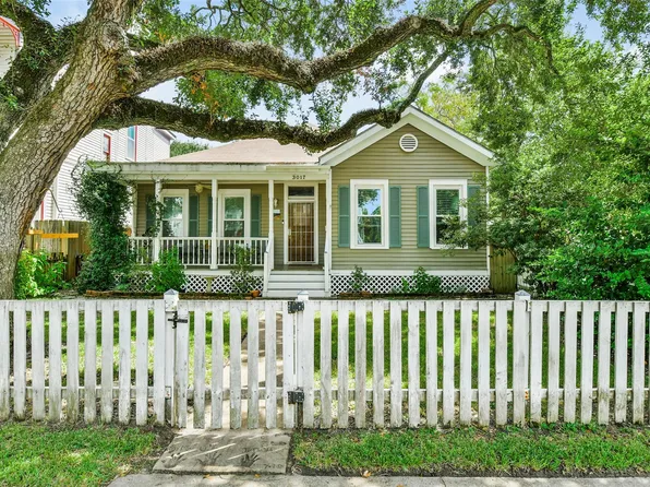 3017 Bernardo De Galvez, Galveston, TX 77550