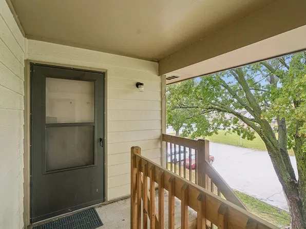 5505 S 31st St APT 12, Lincoln, NE 68516