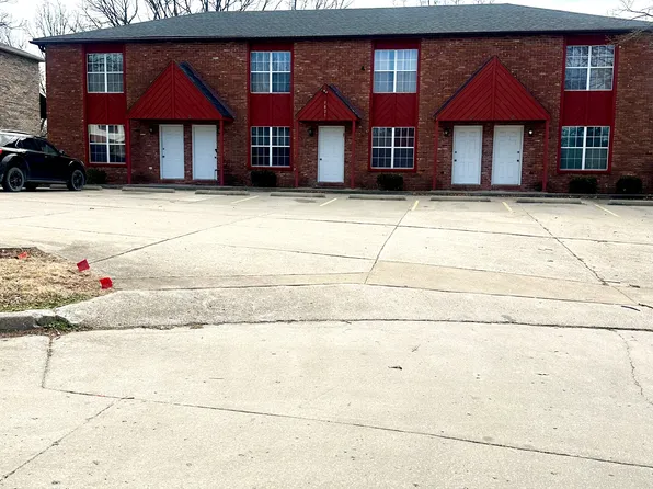 3821 Candlelight Dr #C, Jefferson City, MO 65109