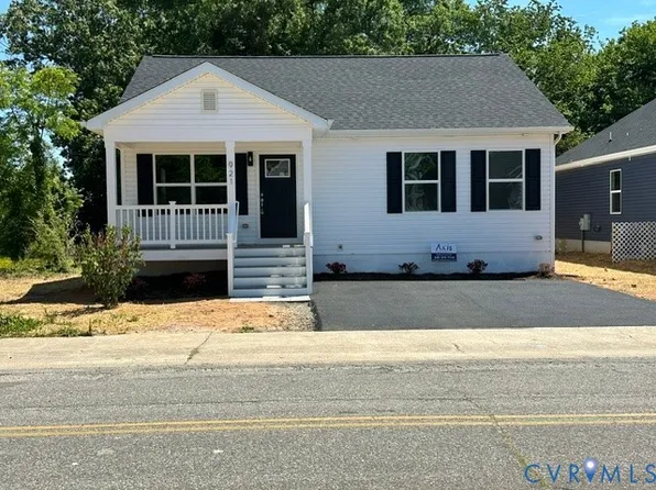 921 Jackson St, Colonial Beach, VA 22443