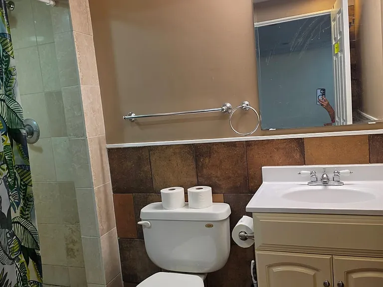 7569 Shasta Dr — Photo 13